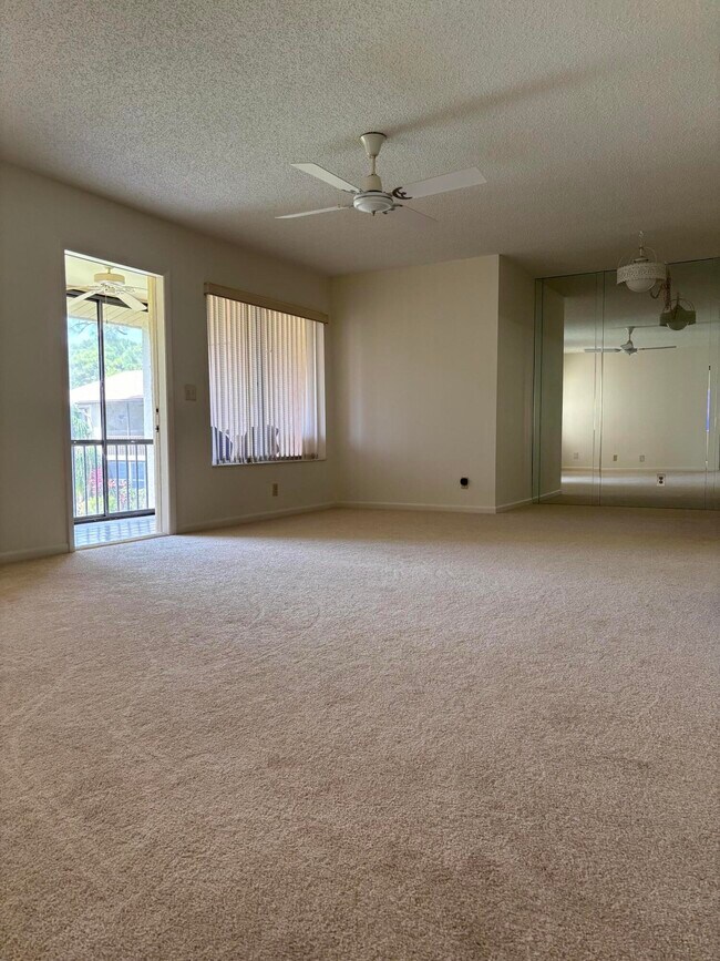 Building Photo - 331 Knotty Pine Cir