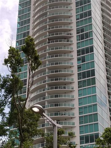 Building Photo - 2101 Brickell Ave