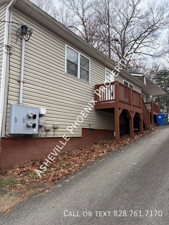 Building Photo - 148 Laurel Loop