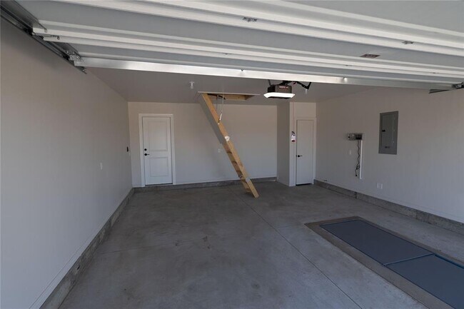 Building Photo - 9108 NW 127th St