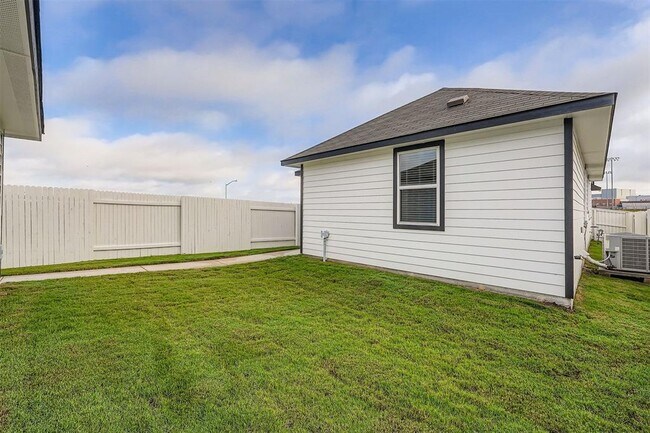 Building Photo - 3079 Winding Creek Rd
