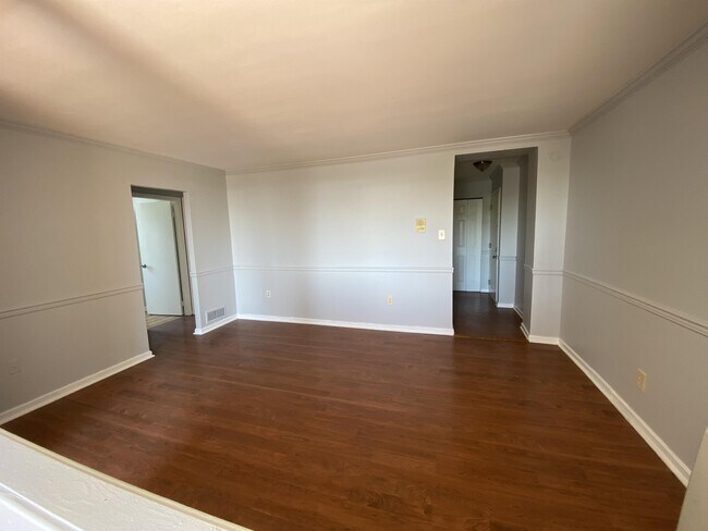 Building Photo - 4406 Camden Ave