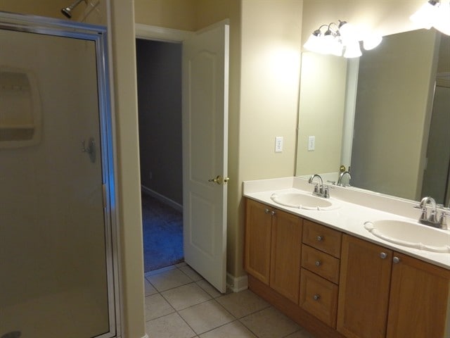 Building Photo - 4528 Brighton Cir