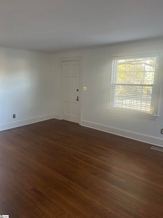 Building Photo - 9 W Mountainview Ave