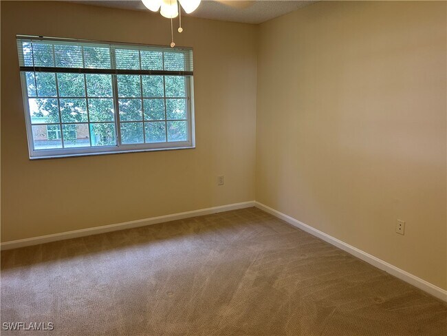 Building Photo - 1210 Wildwood Lakes Blvd