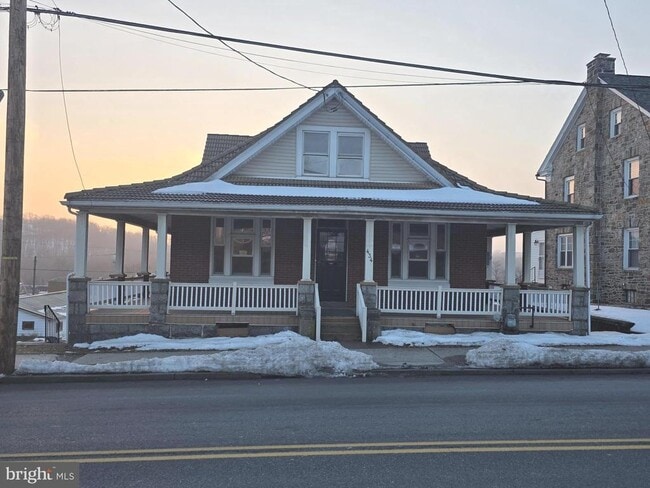 Building Photo - 434 S Fourth St