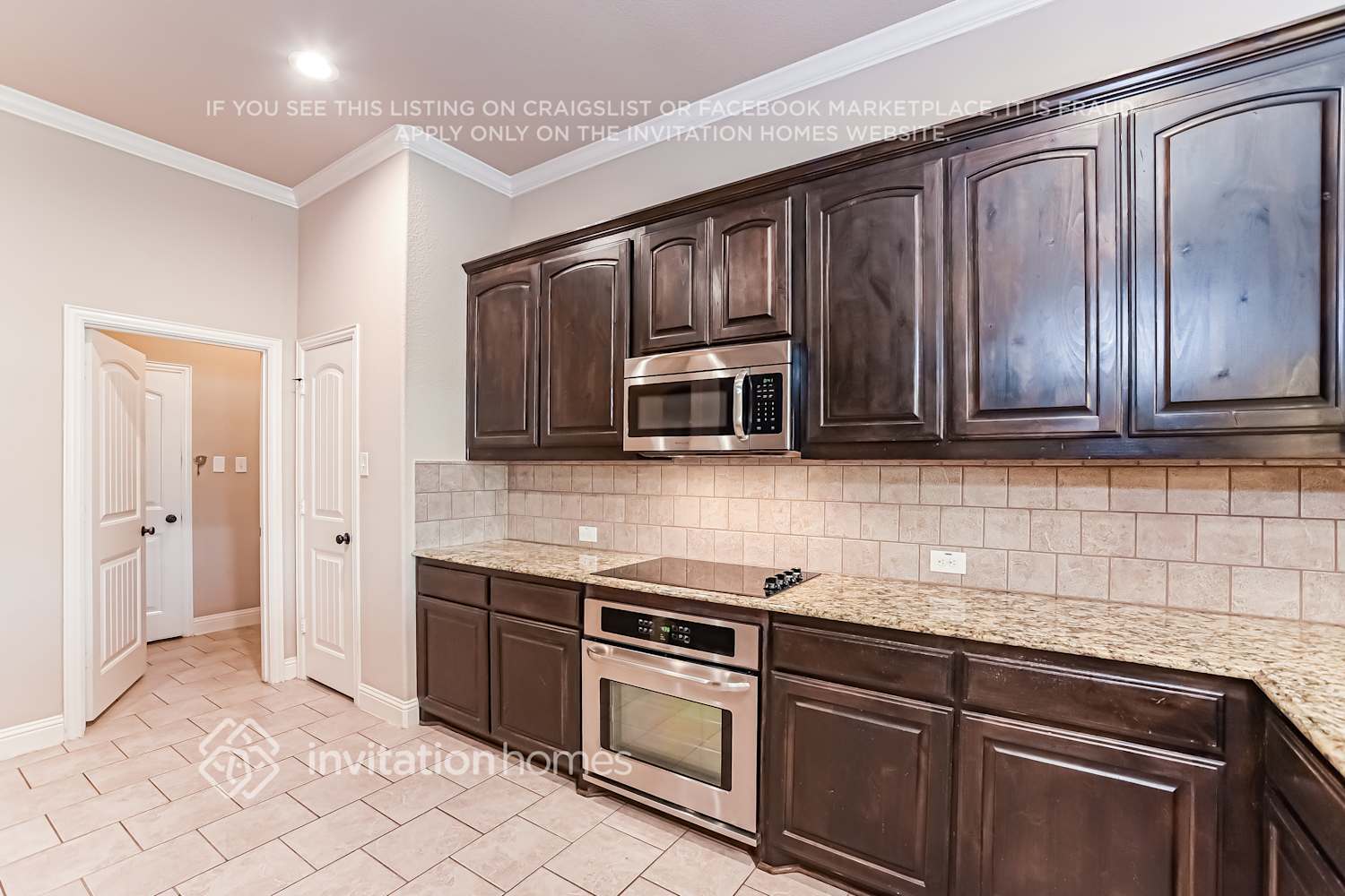 Building Photo - 215 Range Rd