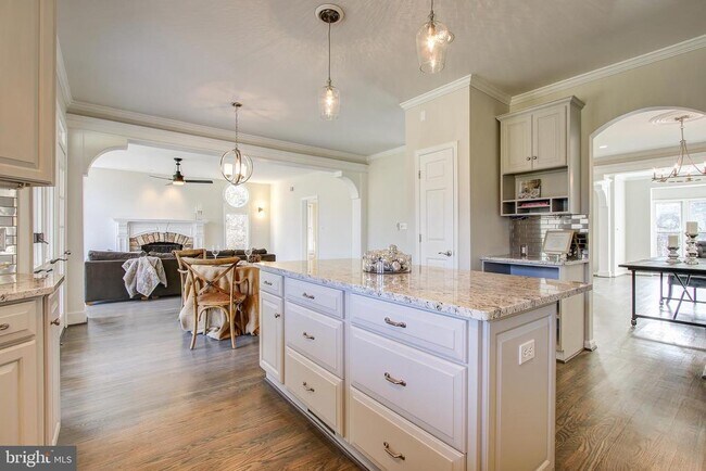 Building Photo - 710 Parrish Farm Ln