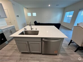 Building Photo - 9938 S Ullom Dr