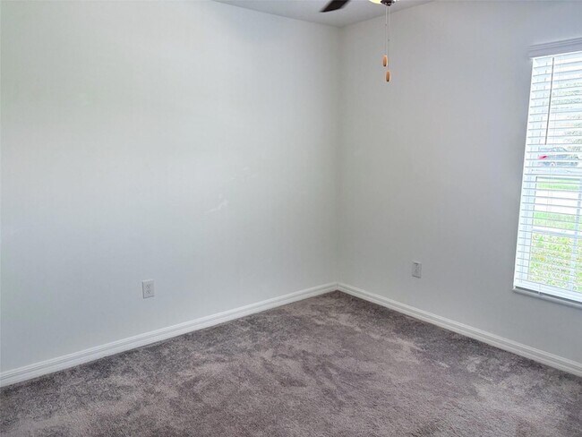 Building Photo - 5487 Blue Azure Dr