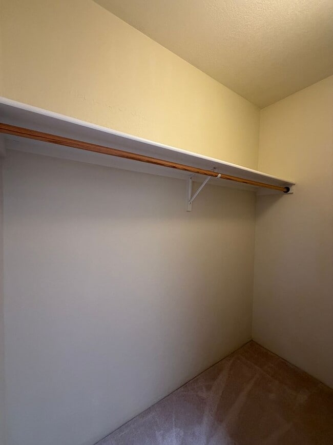 Building Photo - 4 Bedroom Single Story Custom Home Available In Rio Rancho Near Unser Blvd SE & Westside Blvd SE!