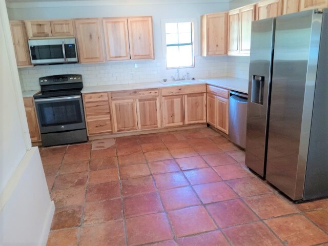 Building Photo - 9142 Co Rd 197