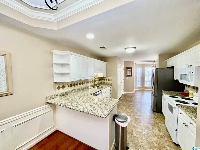 Building Photo - 183 Hayesbury Ct