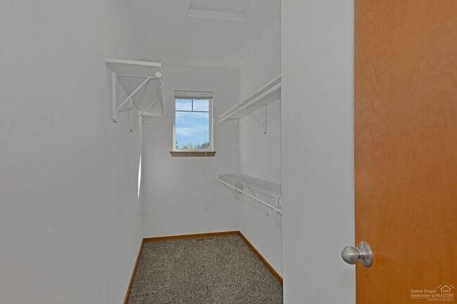 Building Photo - 145-MHH1145 N Tamarack St