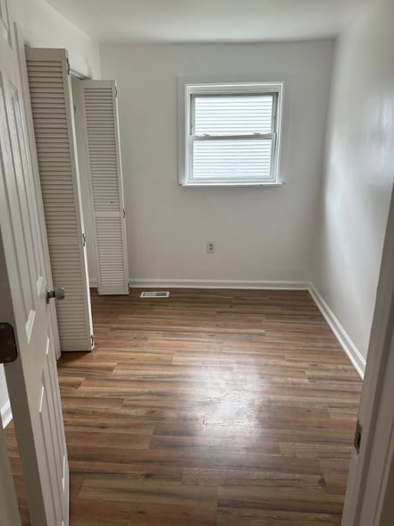 Building Photo - 83 Carpenter St