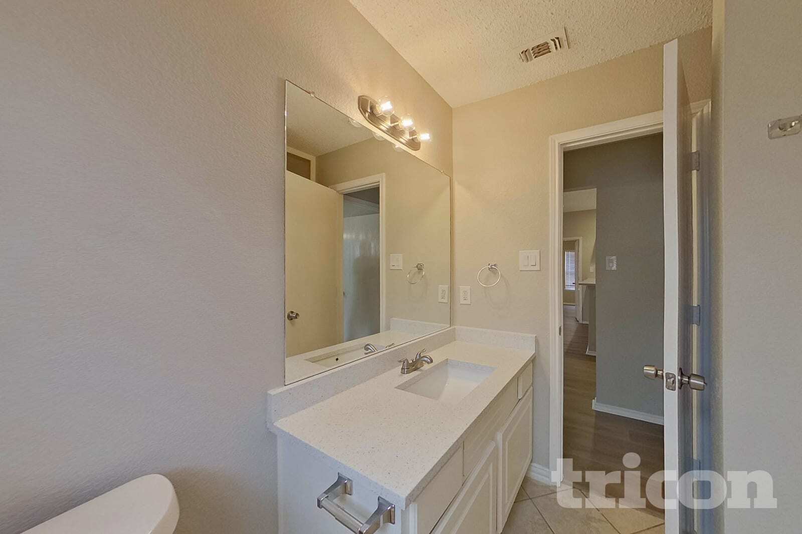 Building Photo - 6429 Riverwater Trail
