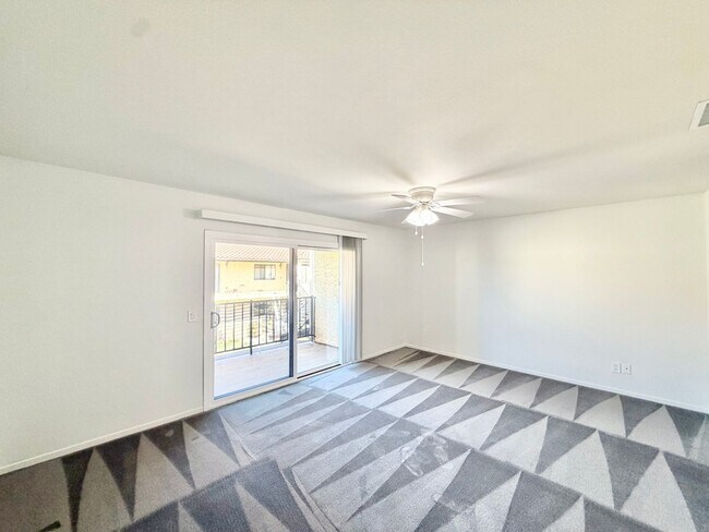 Building Photo - 25524 Sharp Dr