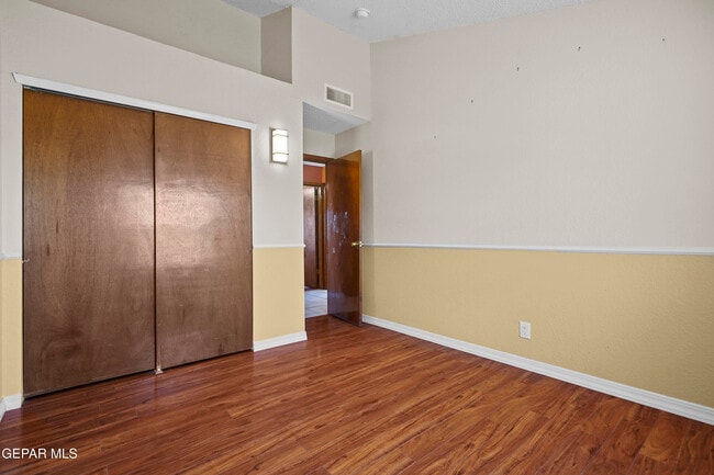 Building Photo - 4805 Maureen Cir