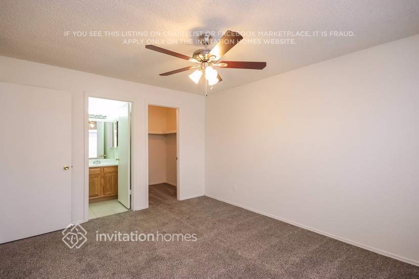 Building Photo - 3338 W Monona Dr