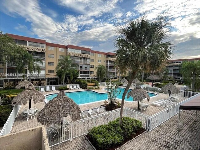 Primary Photo - 403 NW 68th Ave