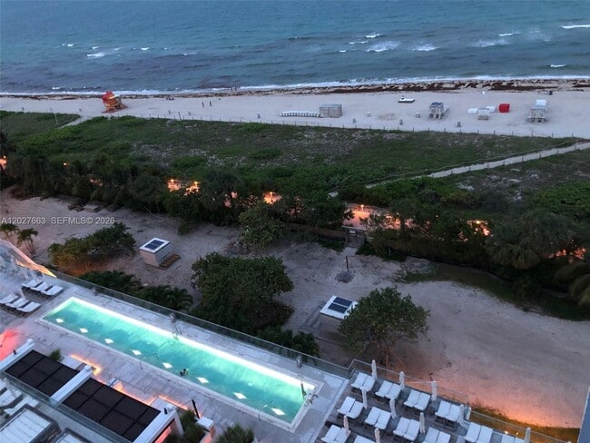 Building Photo - 2301 Collins Ave