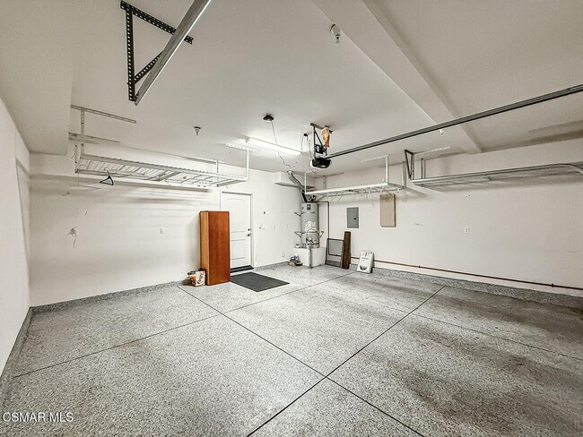 Building Photo - 34 Secret Hollow Ln
