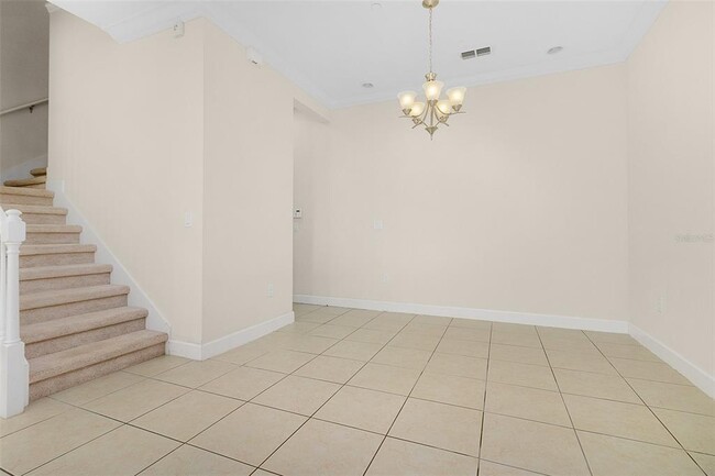 Building Photo - 13813 Benavente Ave