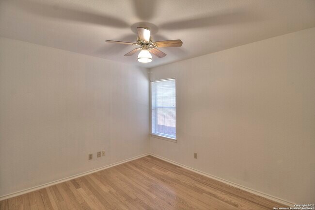 Building Photo - 9515 Black Thorn Ln