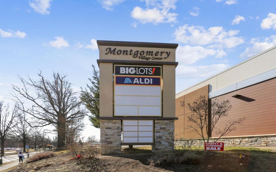 Close to Shops and Market - 8851 Welbeck Way