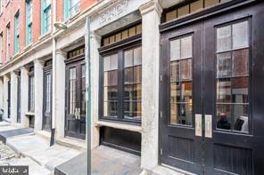 Building Photo - 103 Church St