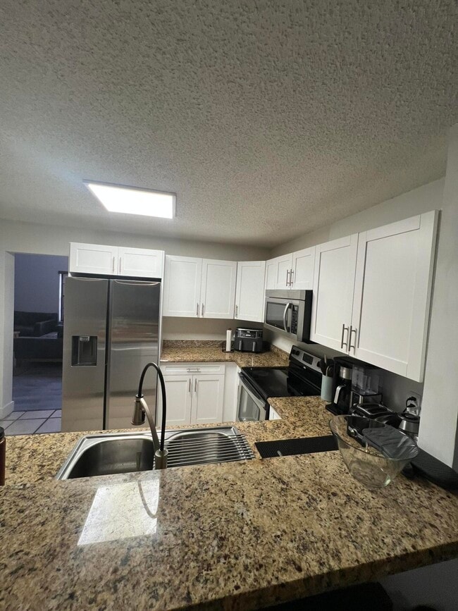 Building Photo - 1771 Harborside Cir
