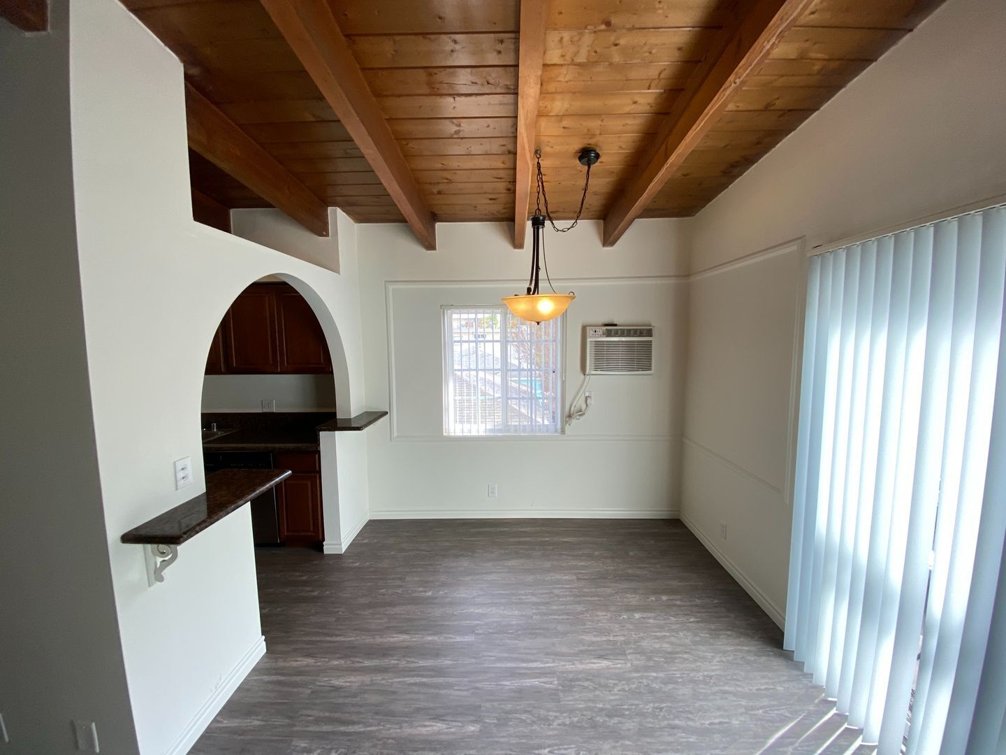 Building Photo - 3728 S Bentley Ave