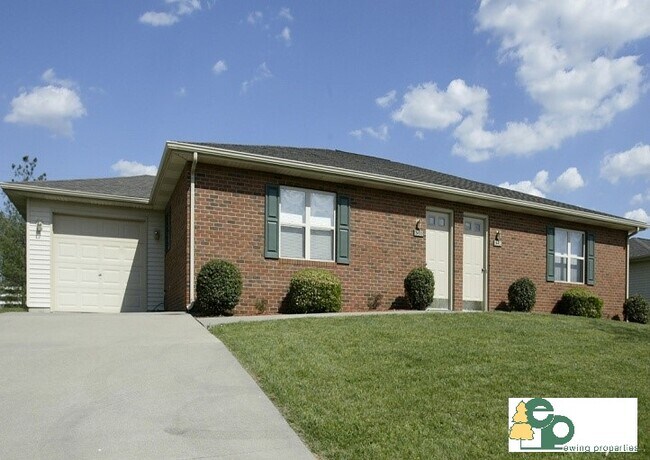 Primary Photo - 4390 Covington Ln