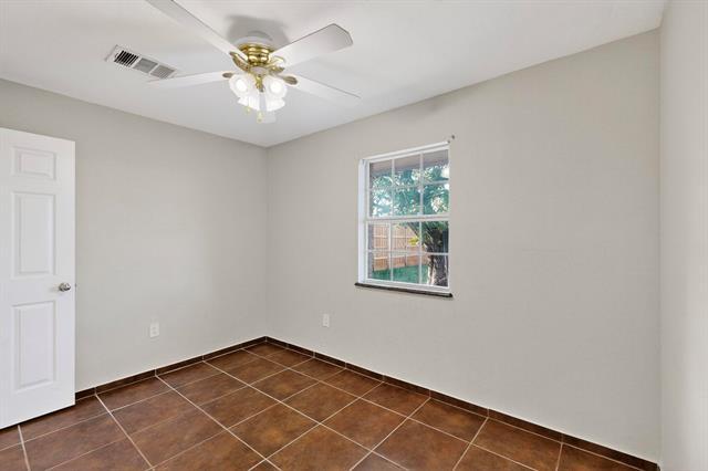 Building Photo - 4429 Oleander Trail
