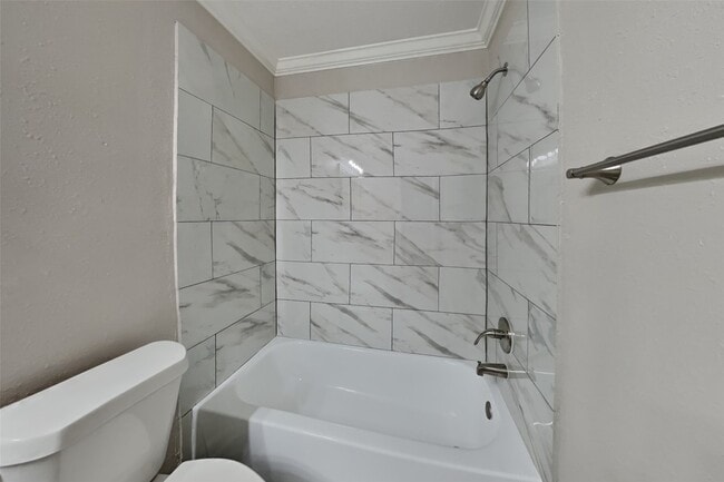 Building Photo - 7806 Autumn Hollow Ln