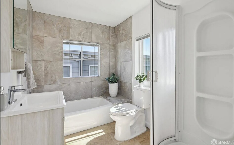 Building Photo - 28 Jennifer Pl