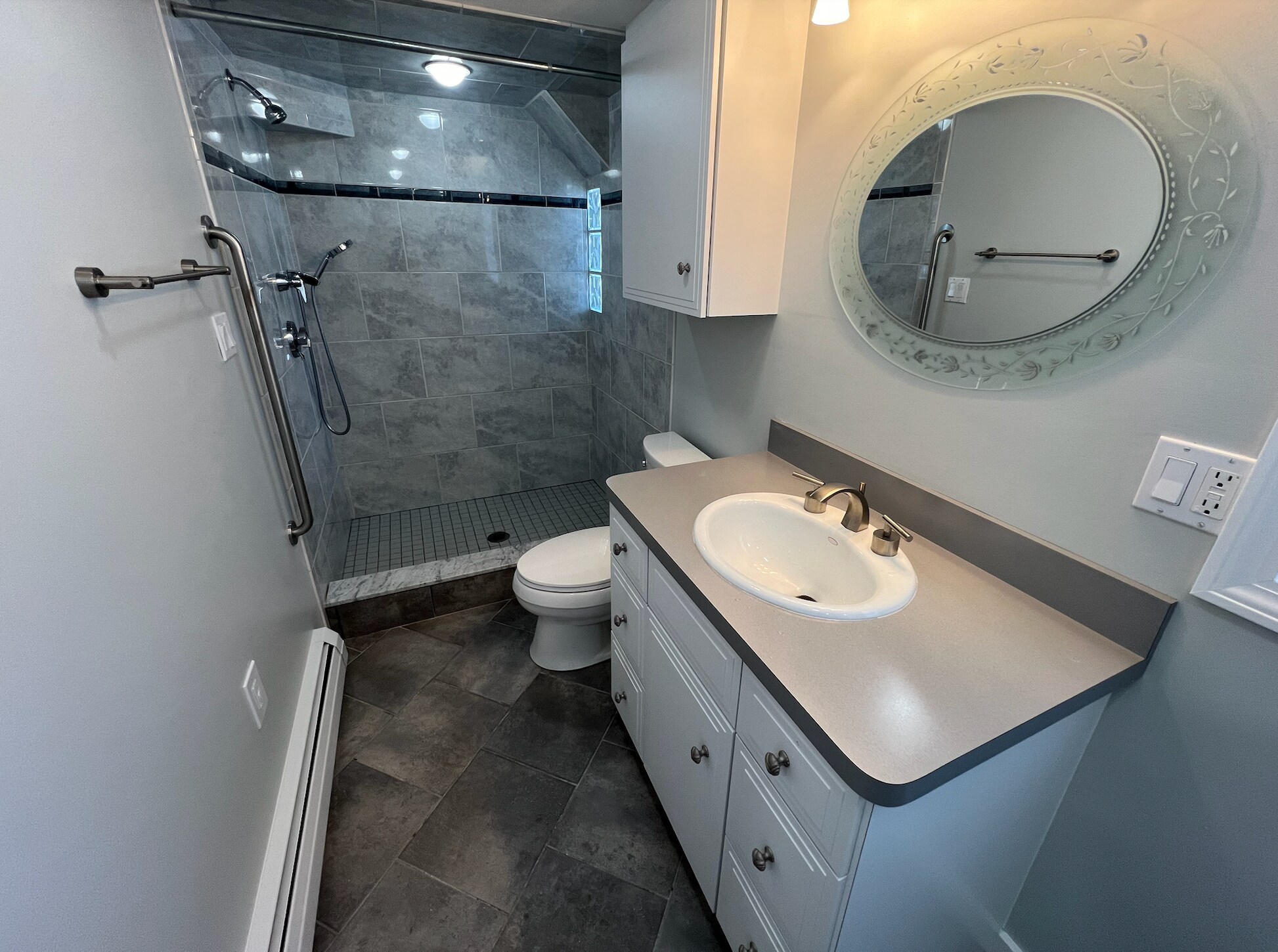 Building Photo - 27 Church St