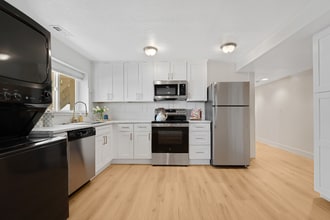 Building Photo - 685 N 660 W