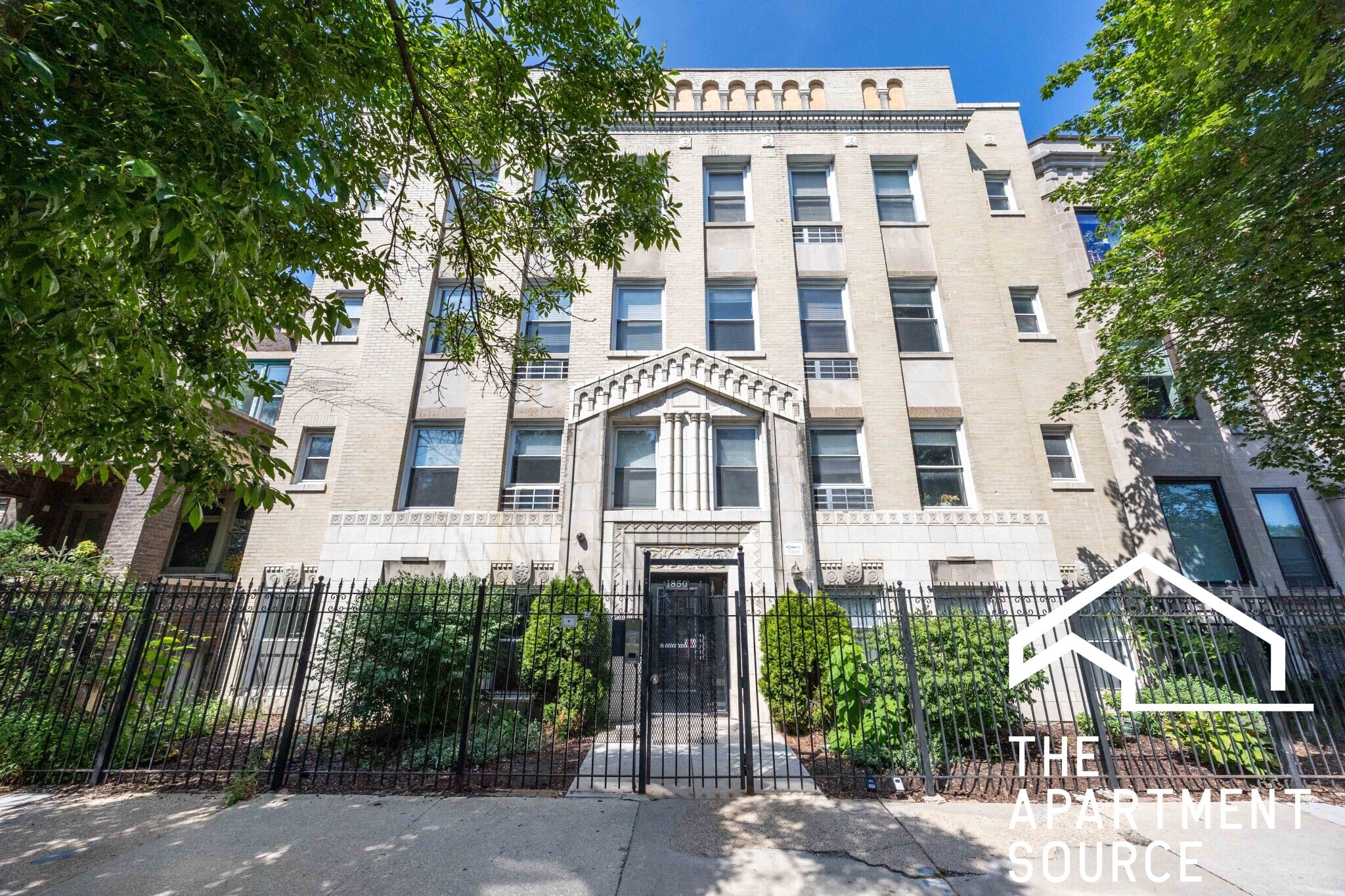 Building Photo - 1858 N Humboldt Blvd