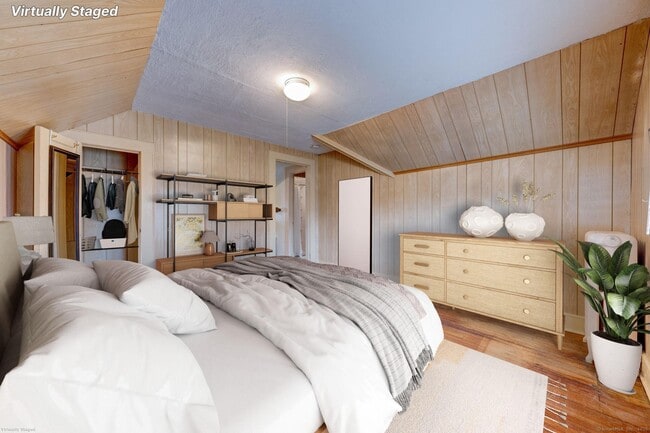 Building Photo - 18 Hubbard Pl