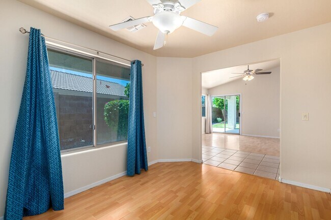 Building Photo - Spacious 3 Bed, 2 Bath Home in Boulder Creek
