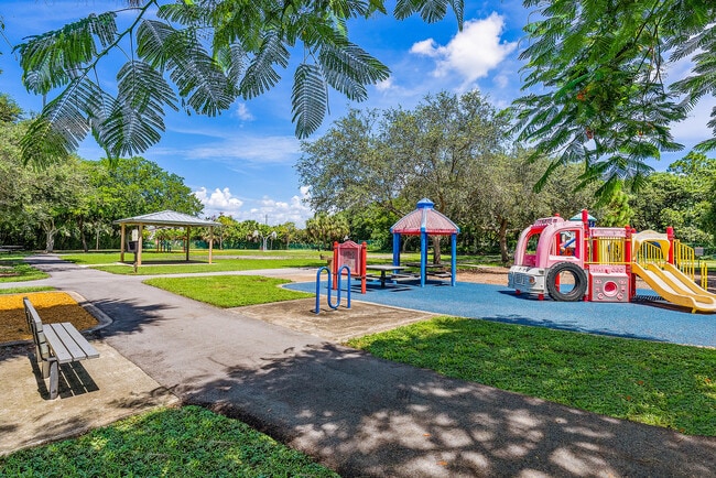 Building Photo - 3503 Florida Blvd