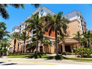 Building Photo - 17100 N Bay Rd