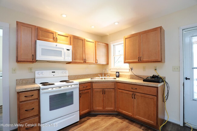 Building Photo - 2906 NY-28