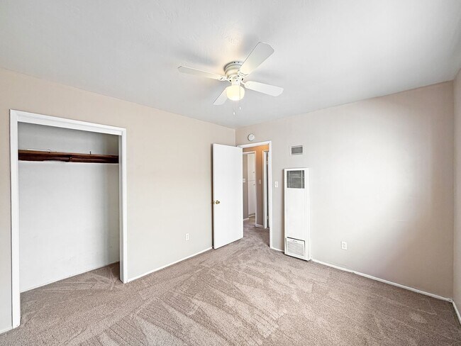 Building Photo - SD: 3BD/1.5BA Apartment in Normal Heights with Reserved Parking