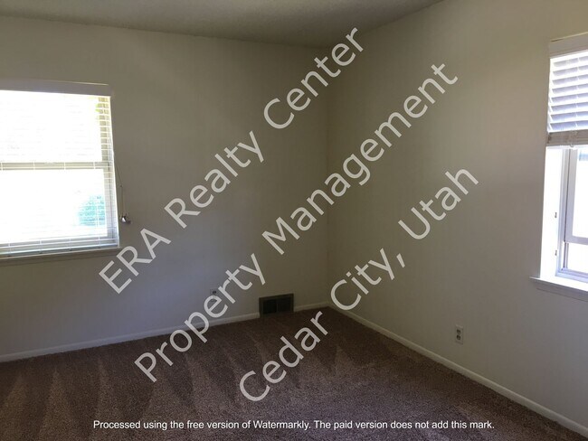 Building Photo - 145 N 900 W