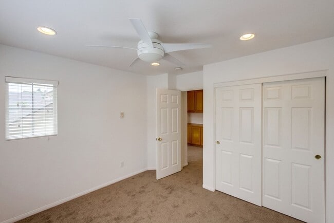 Building Photo - Westport @ Stonecrest