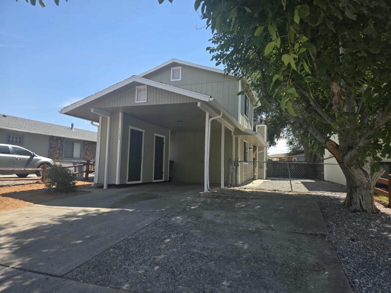 Building Photo - 1173 Santa Clara Ave
