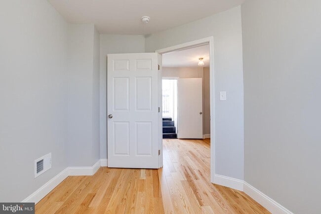 Building Photo - 2323 Whittier Ave