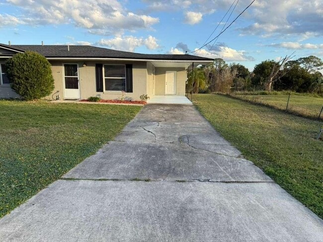 Building Photo - 61 Bougainvillea Dr